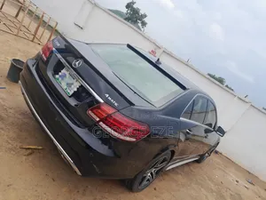 Mercedes-Benz E350 2012 Black