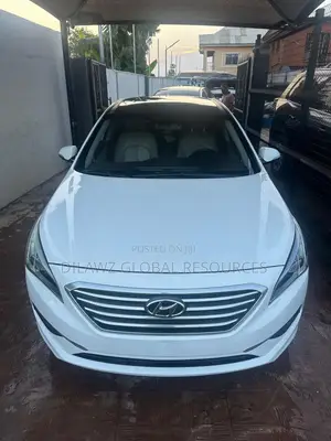 Hyundai Sonata Limited 4dr Sedan (2.4L 4cyl 6A) 2015 White