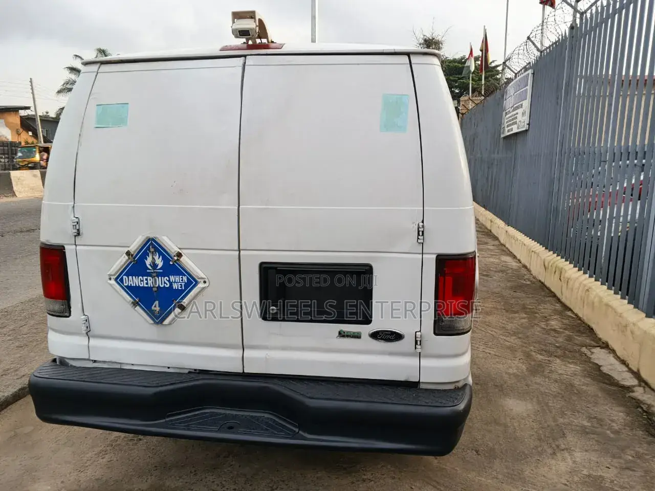 Ford E250 2011 White