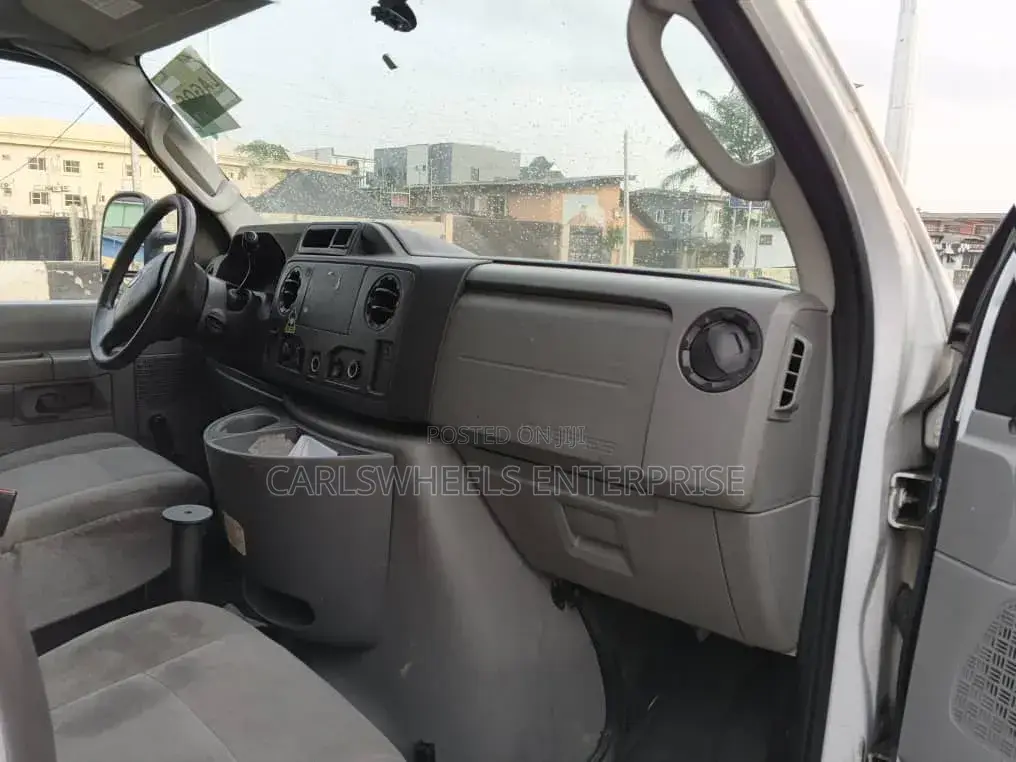 Ford E250 2011 White