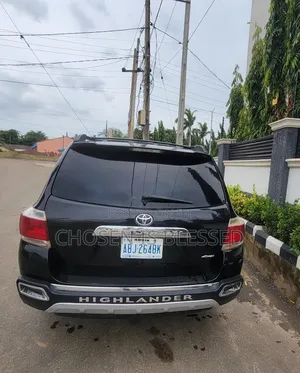 Toyota Highlander Limited 2012 Black