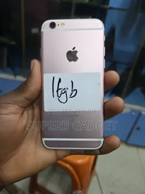 Apple iPhone 6s 16 GB Gold