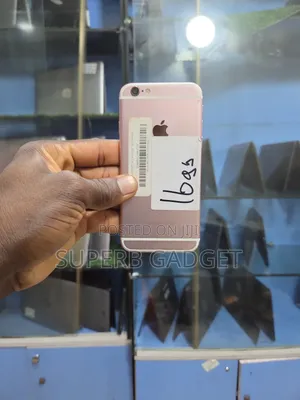Apple iPhone 6s 16 GB Gold