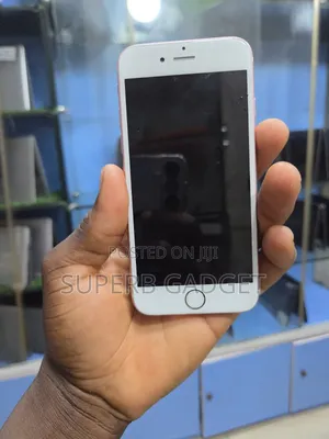 Apple iPhone 6s 16 GB Gold