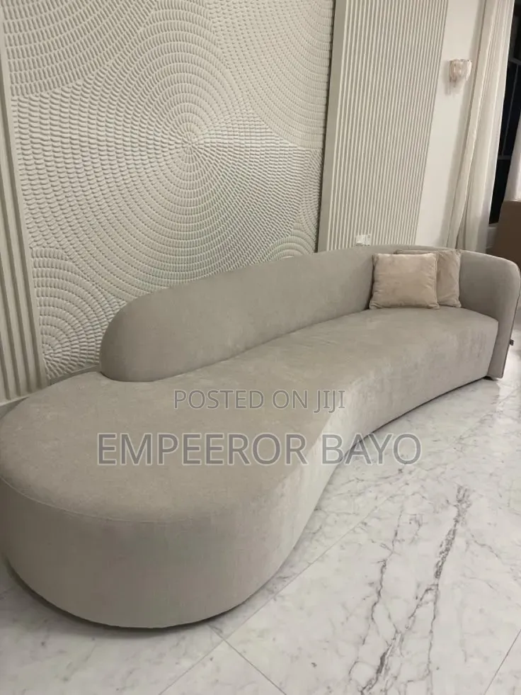 Curve Chair
