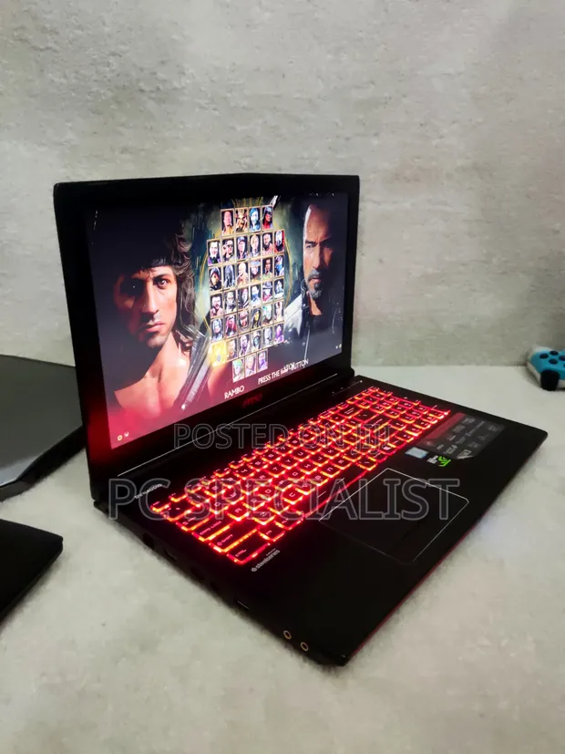 Laptop MSI GE62VR 7RF Apache Pro 16GB Intel Core i7 HDD+SSD 1T
