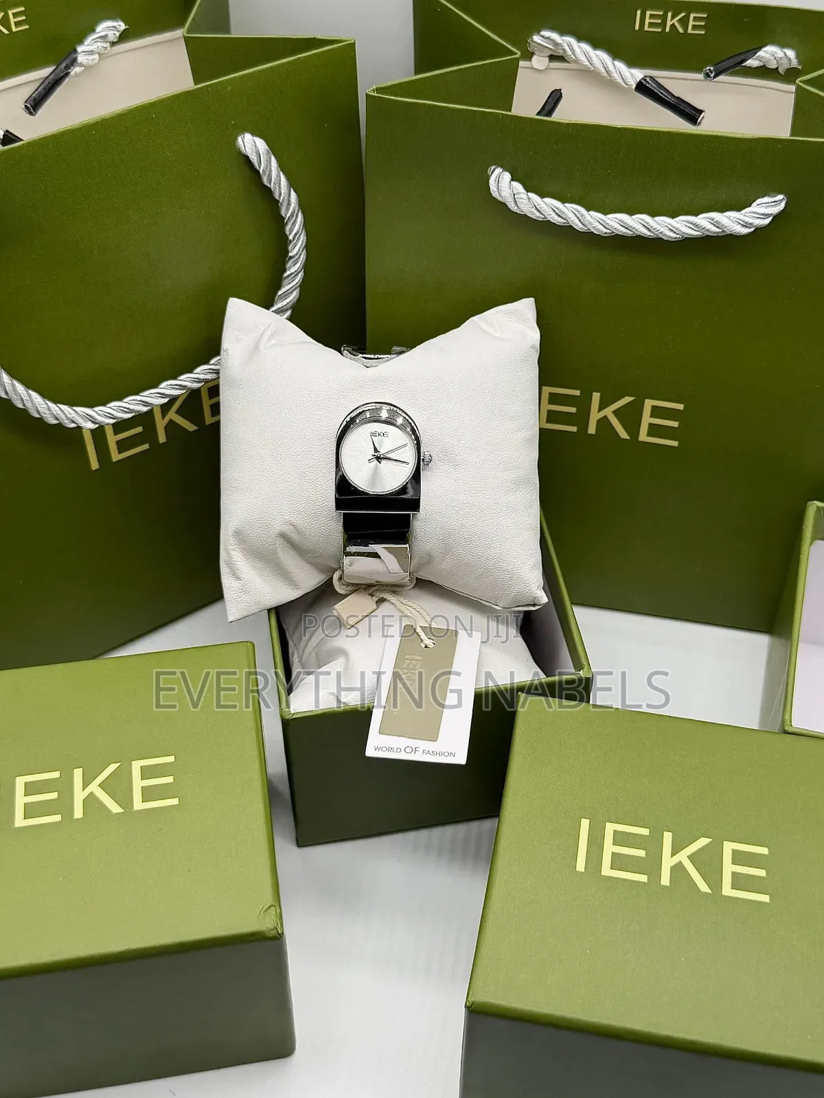 Ieke Female Watch
