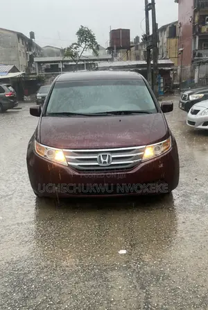 Honda Odyssey 2012 Burgundy