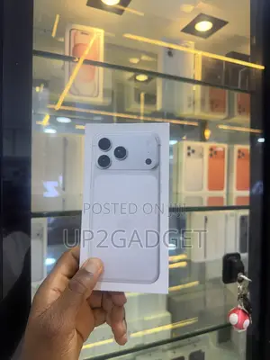 New Apple iPhone 17 Pro Max 256 GB White