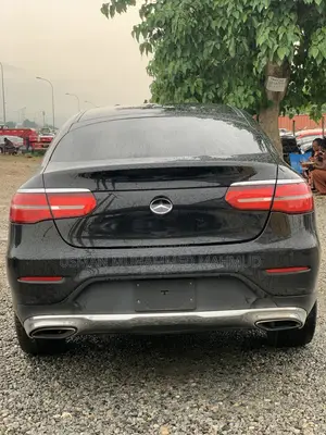 Mercedes-Benz GLC-Class 2017 Black