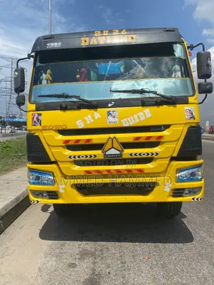 Heavy-Duty Truck