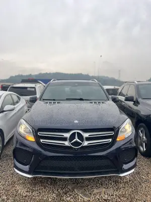 Mercedes-Benz GLE-Class 2016 Blue