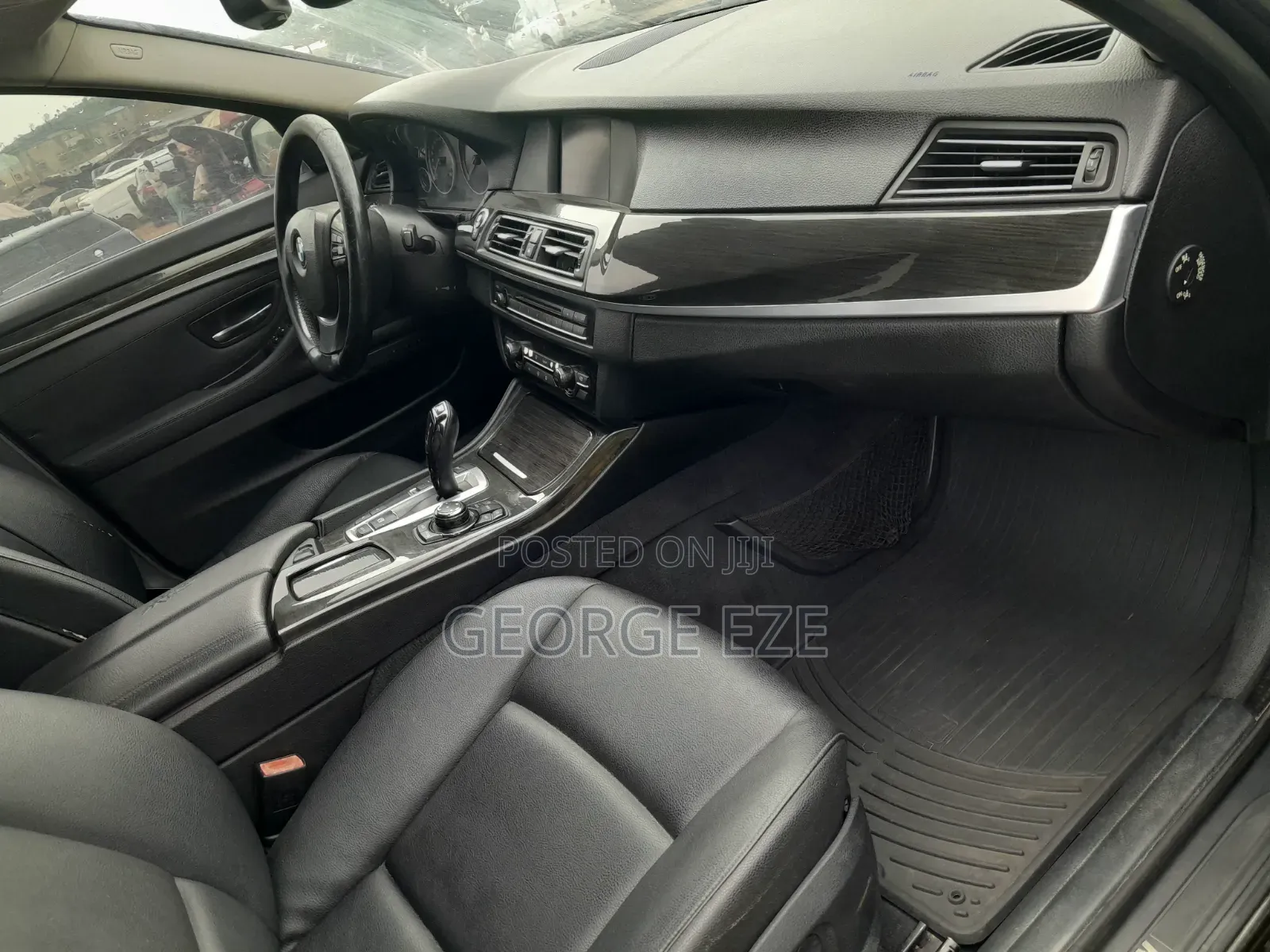 BMW 520i 2012 Black