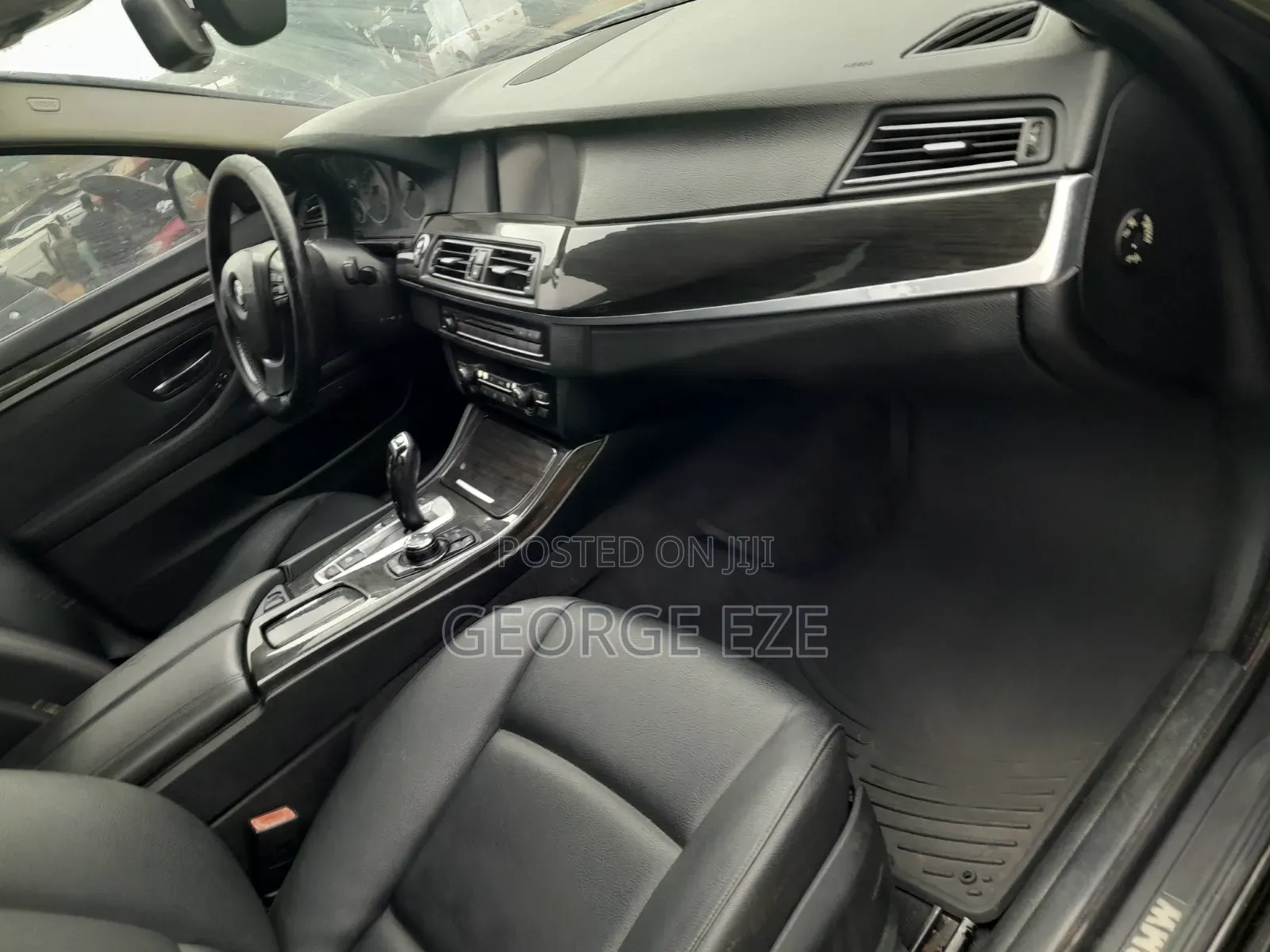 BMW 520i 2012 Black