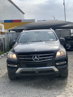 Mercedes-Benz M Class ML350 4MATIC 4dr SUV AWD (3.5L 6cyl 7A) 2015