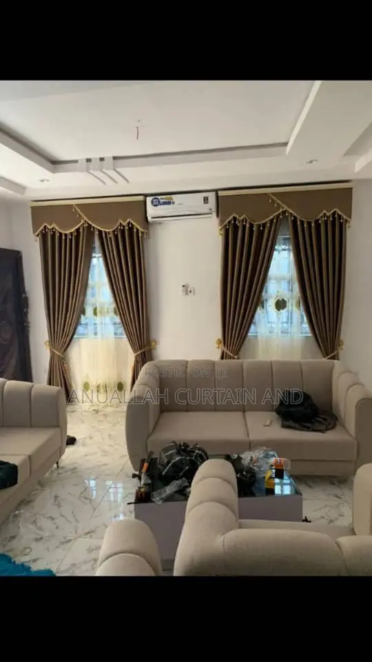 Curtain Ring Design