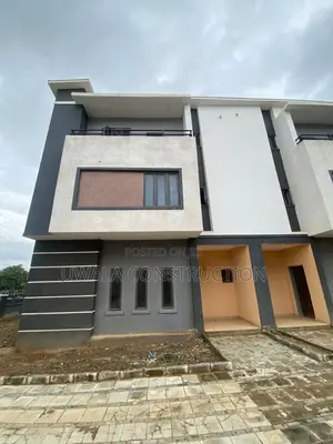4bdrm Townhouse / Terrace in Galadimawa for rent