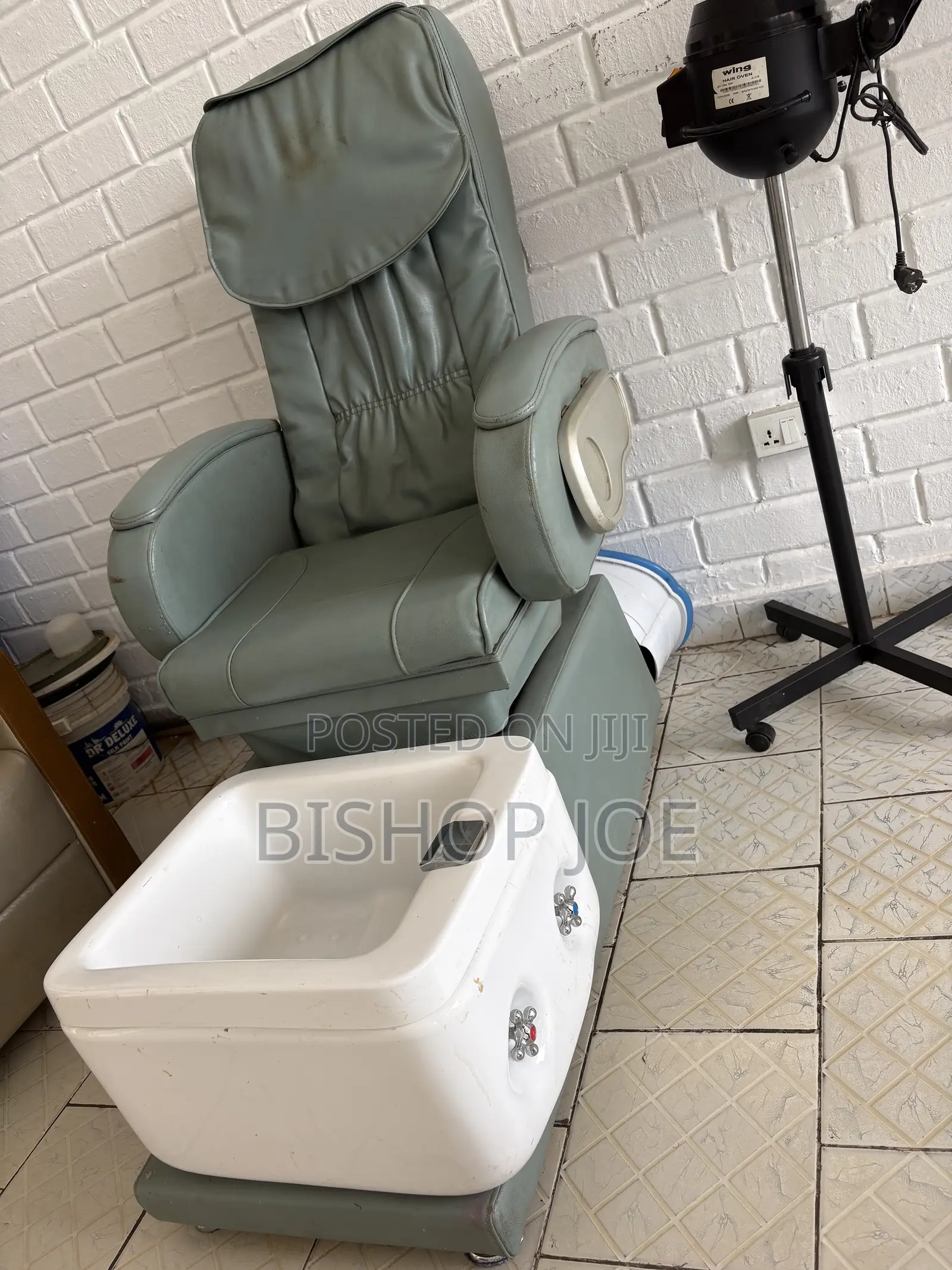 Massage/Pedicure Seat