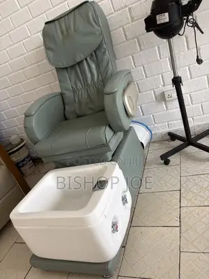 Massage/Pedicure Seat