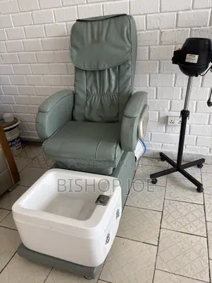 Massage/Pedicure Seat