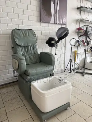 Massage/Pedicure Seat