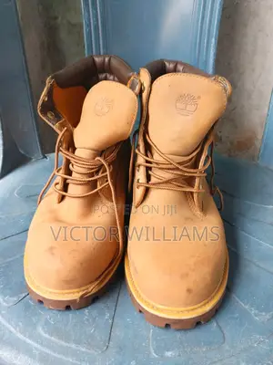 Original Timberland Boots Size 42 Slightly Used