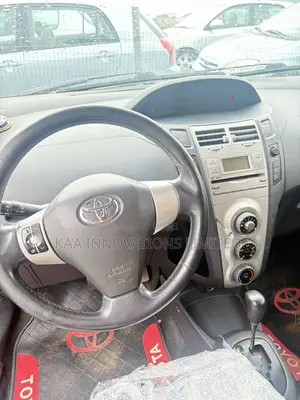 Toyota Yaris 2003 Black