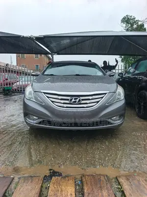 Hyundai Sonata Limited Sedan FWD (2.4L 4cyl 5A) 2010 Gray