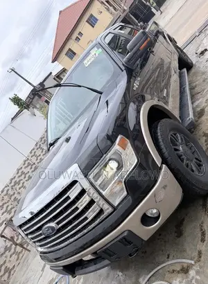 Ford F-150 Lariat 2013 Black