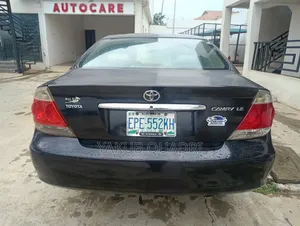Toyota Camry LE 4dr Sedan (2.4L 4cyl 5A) 2005 Black