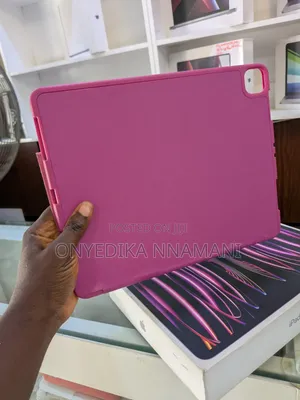 Apple iPad Pro 1 TB Gray