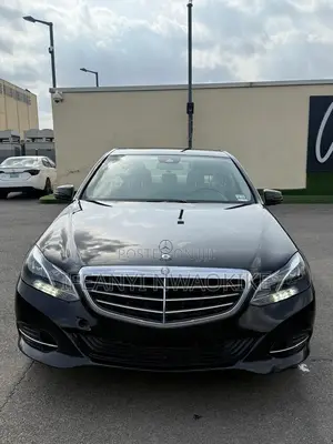 Mercedes-Benz E350 Base 4Matic Sedan AWD (3.5L 6cyl 7A) 2014 Black