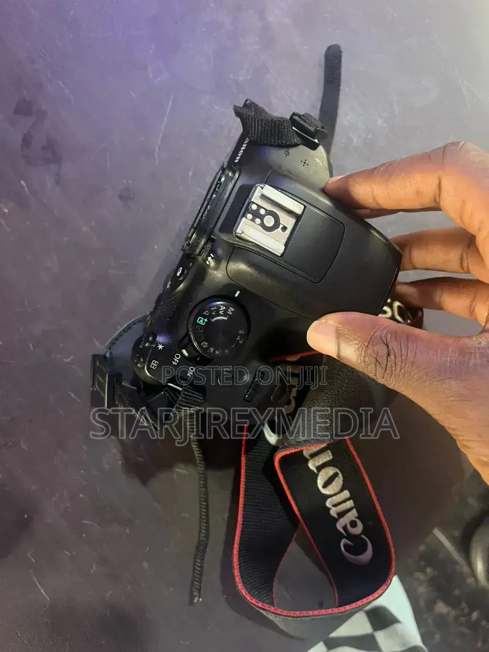 Canon 1300d