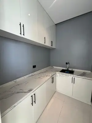 Furnished 5bdrm Duplex in Lekki Phase 1 for sale