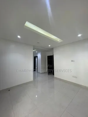 17bdrm Apartment in Parkview Estate for rent