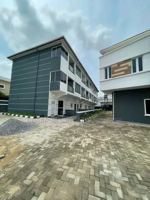 17bdrm Apartment in Parkview Estate for rent