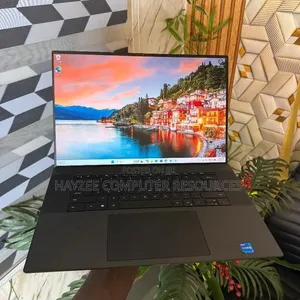 Laptop Dell XPS 17 9720 32GB Intel Core i7 SSD 1T