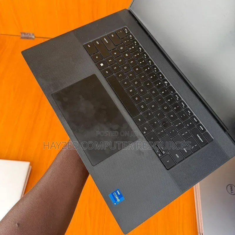 Laptop Dell XPS 17 9720 32GB Intel Core i7 SSD 1T