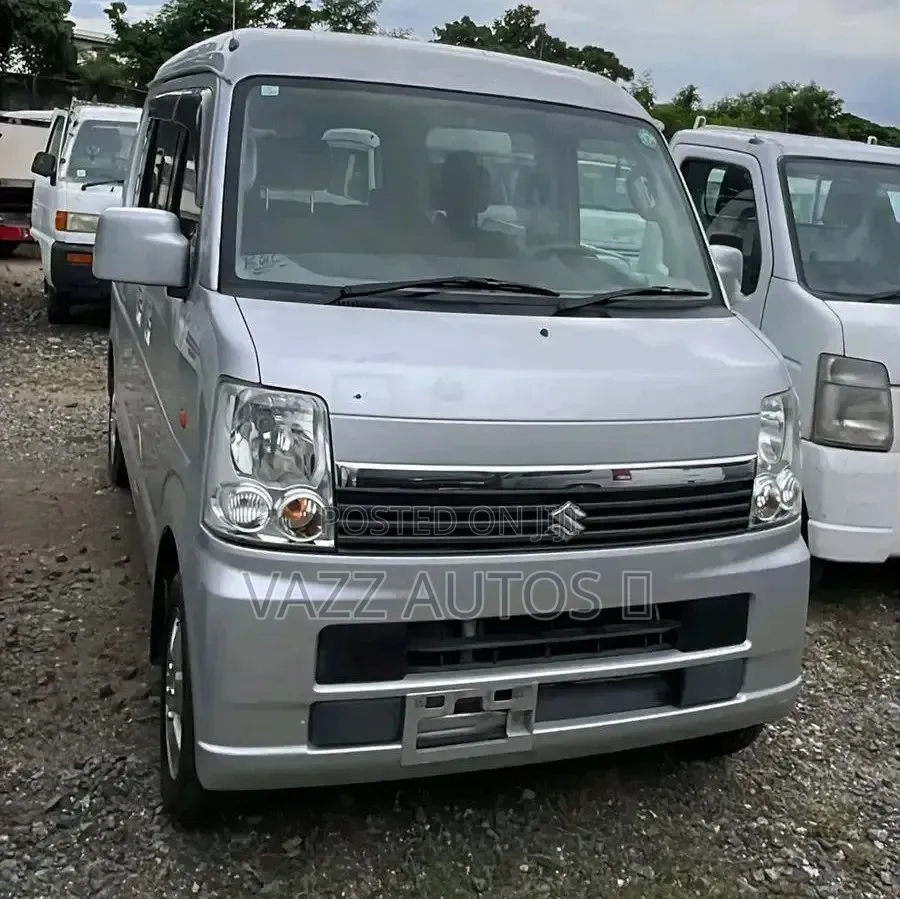 New Suzuki Every 2019 Black