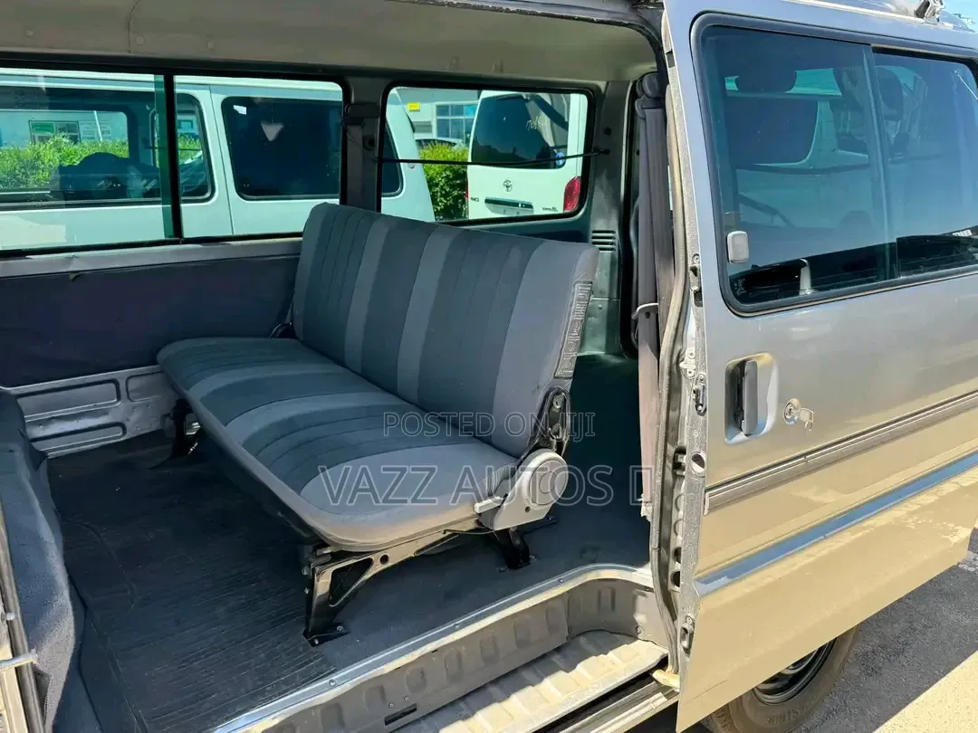 Mazda Bongo 2014 Silver