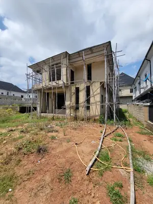 4bdrm Duplex in Sabon Lugbe for sale