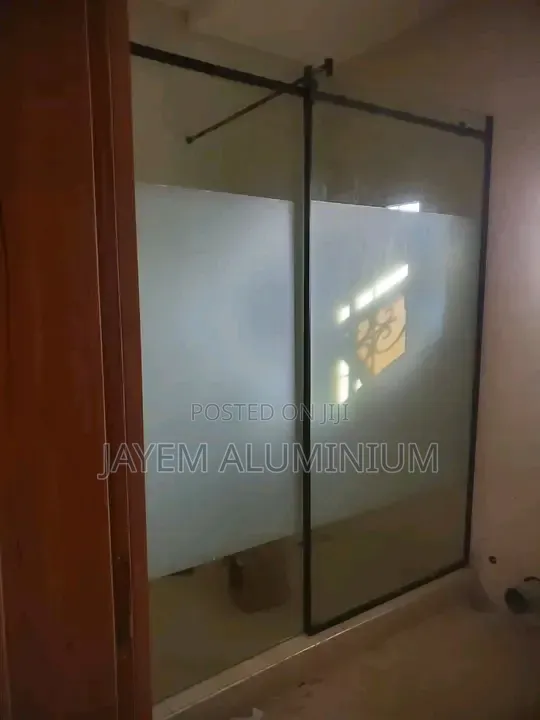 Aluminum Glass Windows and Doors Fabricating