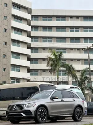 Mercedes-Benz GLC-Class 2020 Gold