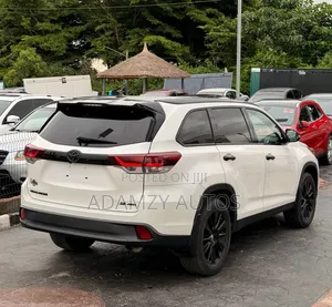 Toyota Highlander 2019 White