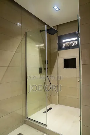 Furnished 1bdrm Apartment in Victoria Island Extension for sale