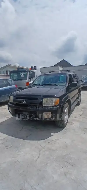 Infiniti QX4 2003 Black