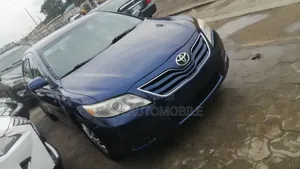 Toyota Camry 2011 Blue