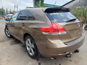 Toyota Venza V6 2010 Brown