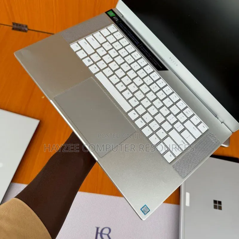 Laptop Razer Blade 16GB Intel Core i7 SSD 512GB