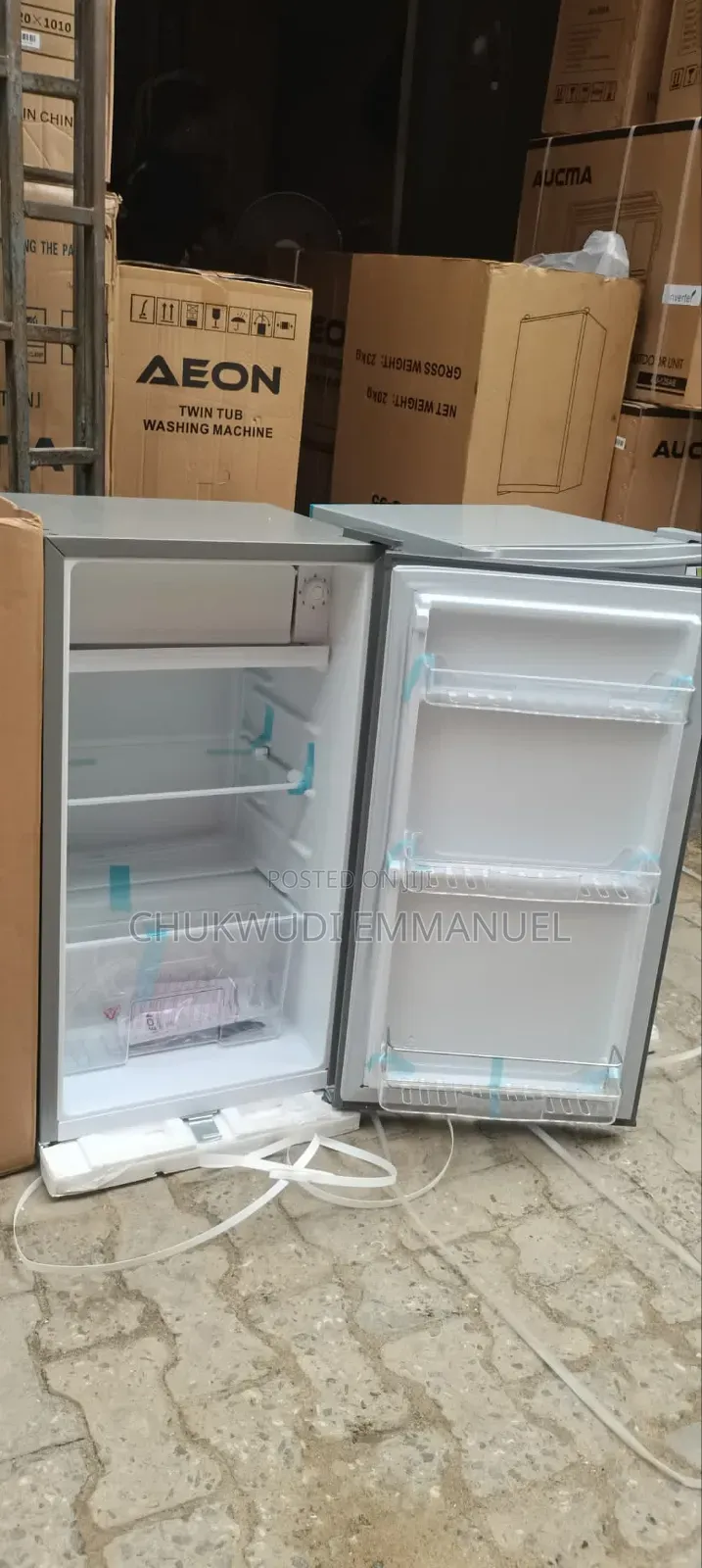 Single Door Aeon Standing Refrigerator